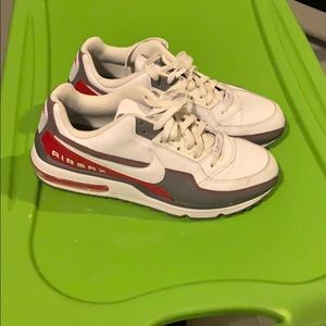 Nike air max